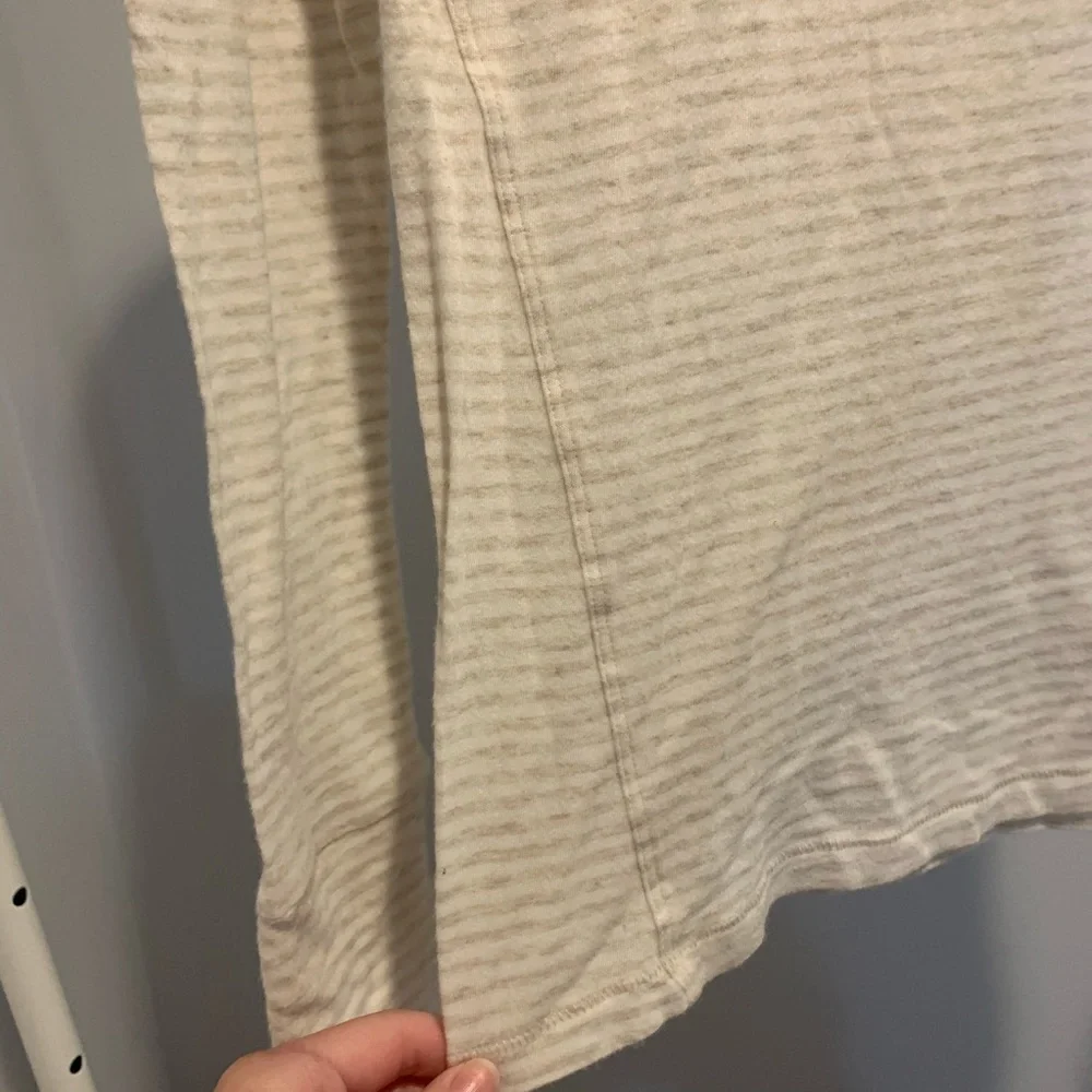 Soft long sleeve tee - Picture 3 of 3